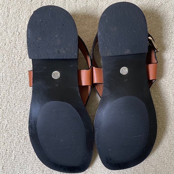 Zara Leather Sandals Cognac with Black Edging and Gold Hardware - Picture 5 of 5